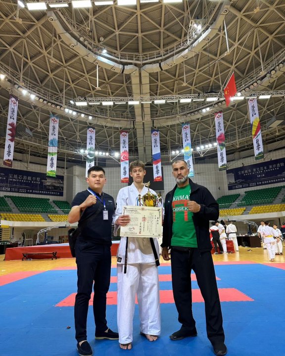 Әлем чемпионы атанды